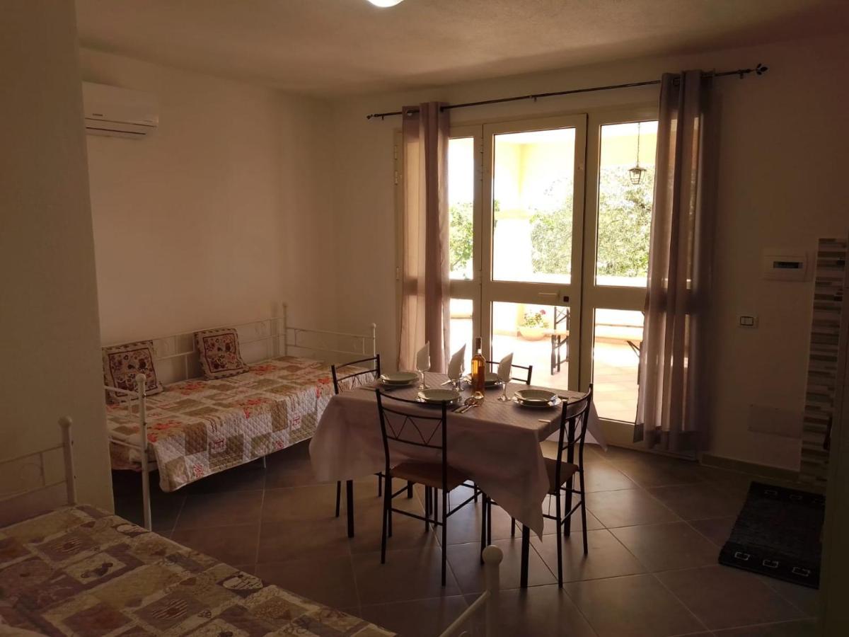 Residenza Rosa Maria Country House Orosei Exterior foto